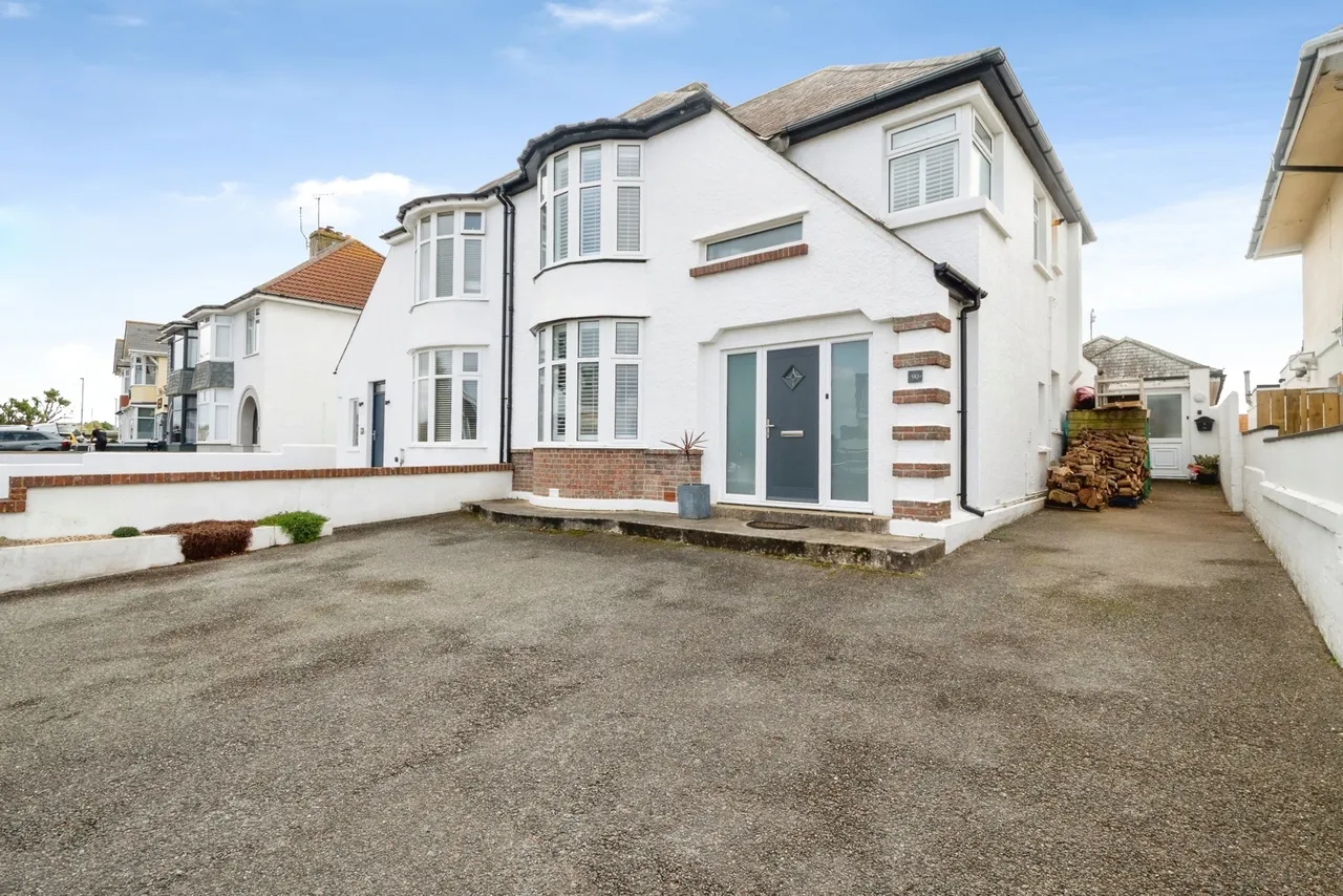 4 bed house for sale, Henver Road, Newquay, TR7