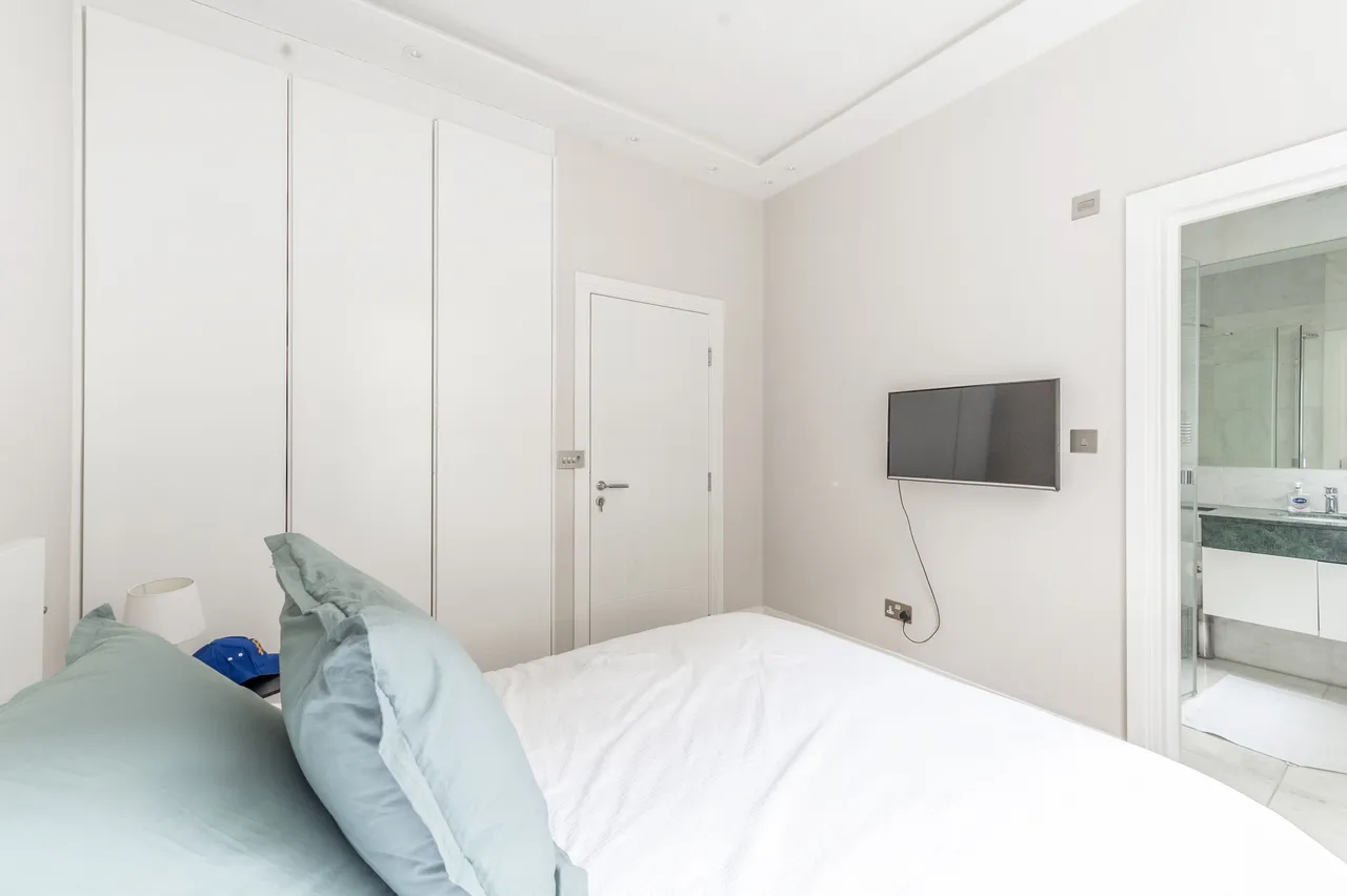 30 Thurloe Court, Fulham Road, London, photo 11