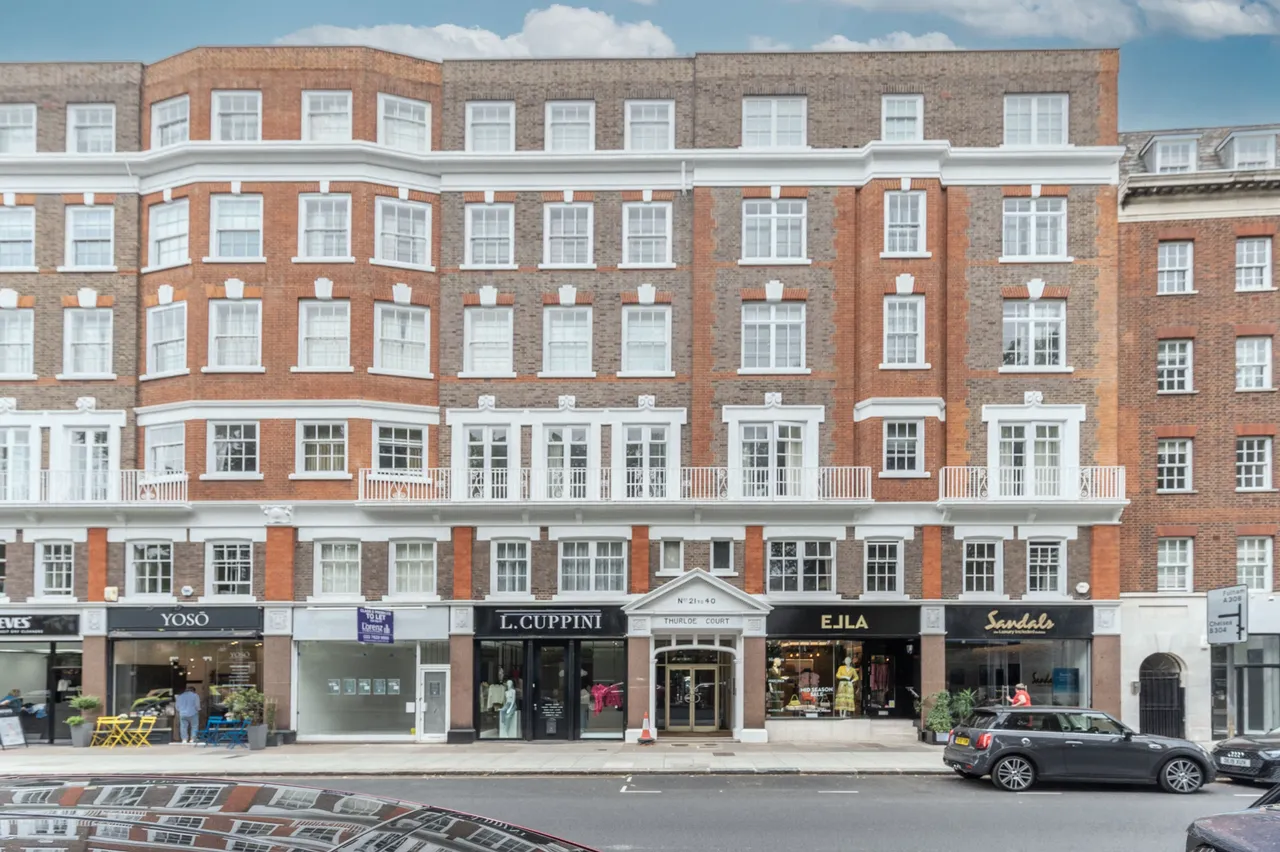 30 Thurloe Court, Fulham Road, London, photo 3