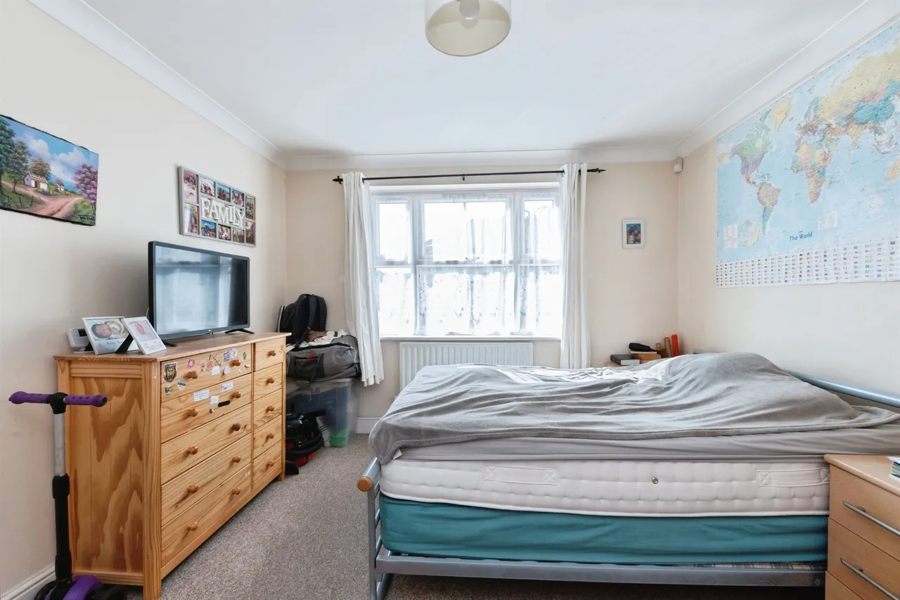 Egerton Gardens, Bournemouth, BH8, photo 12