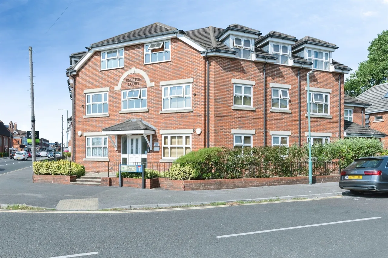 2 bed flat for sale, Egerton Gardens, Bournemouth, BH8