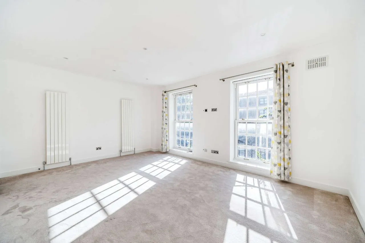 Belsize Road, London, NW6 4RD, photo 7