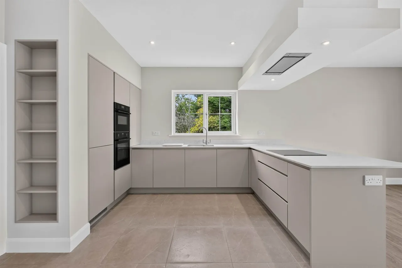 Gransha Lane, Bangor, BT19, photo 11