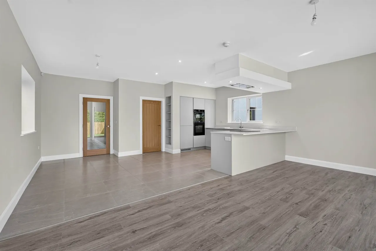 Gransha Lane, Bangor, BT19, photo 17