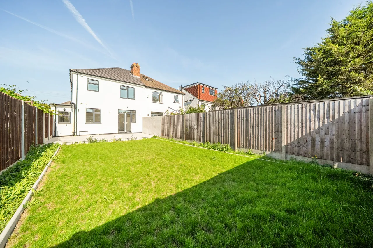 Ingram Road, Thornton Heath, Thornton Heath, CR7 8EB, photo 8