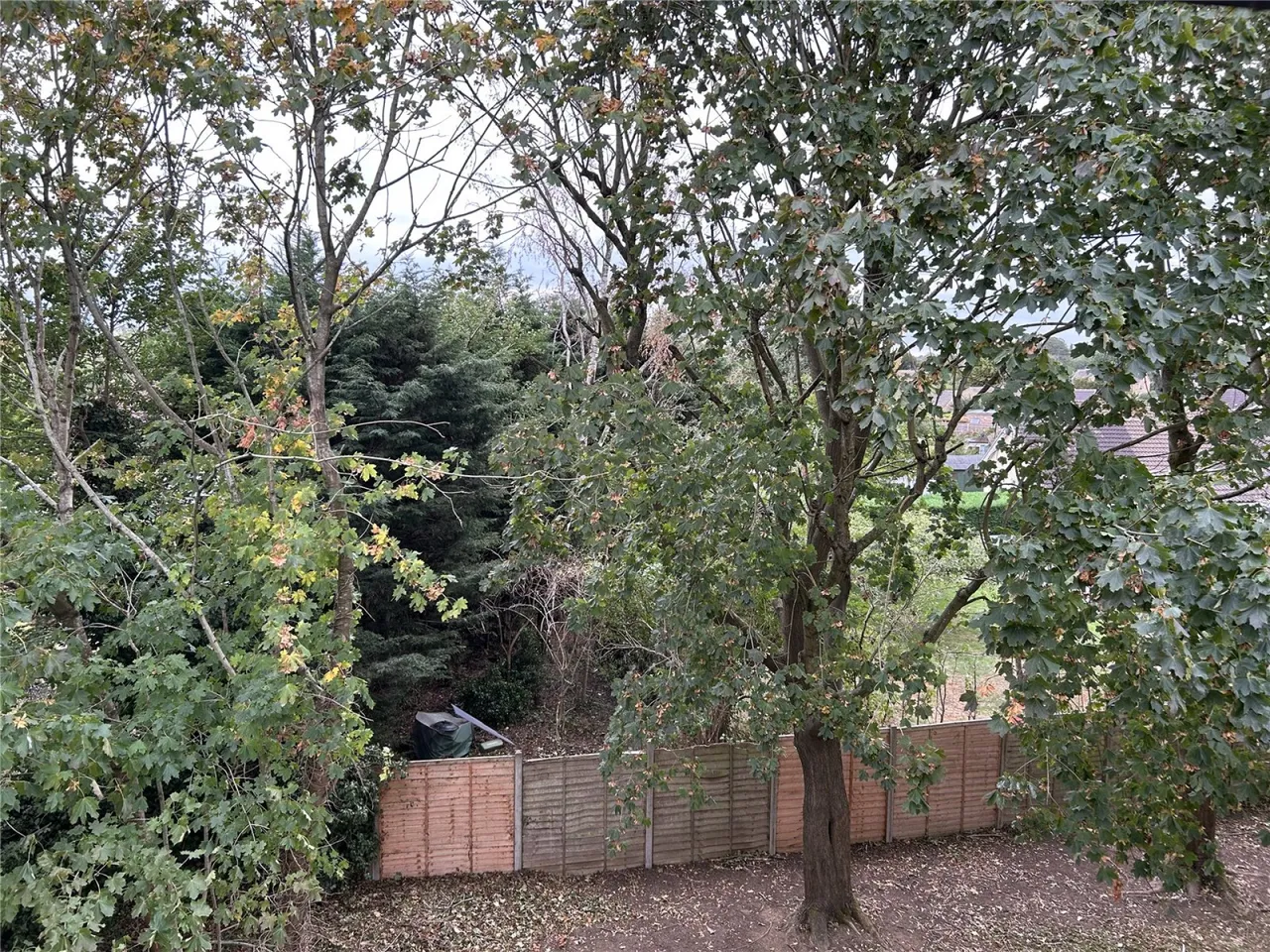 Woodlands Road, Witney, OX28, photo 3