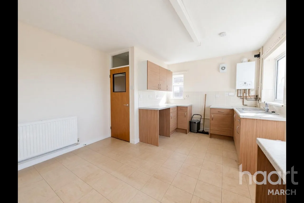 Ugg Mere Court Road, Ramsey Heights, PE26, photo 7