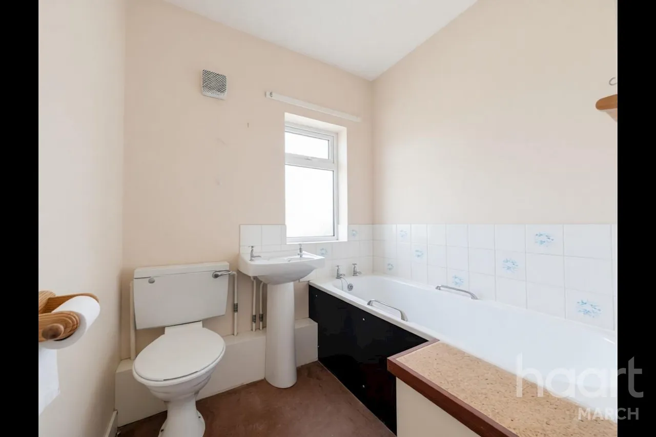 Ugg Mere Court Road, Ramsey Heights, PE26, photo 16