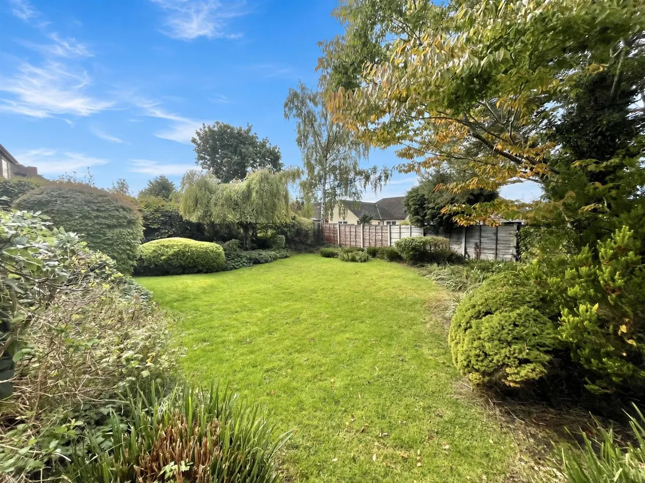 Wilmslow Road, Handforth, SK9, photo 2