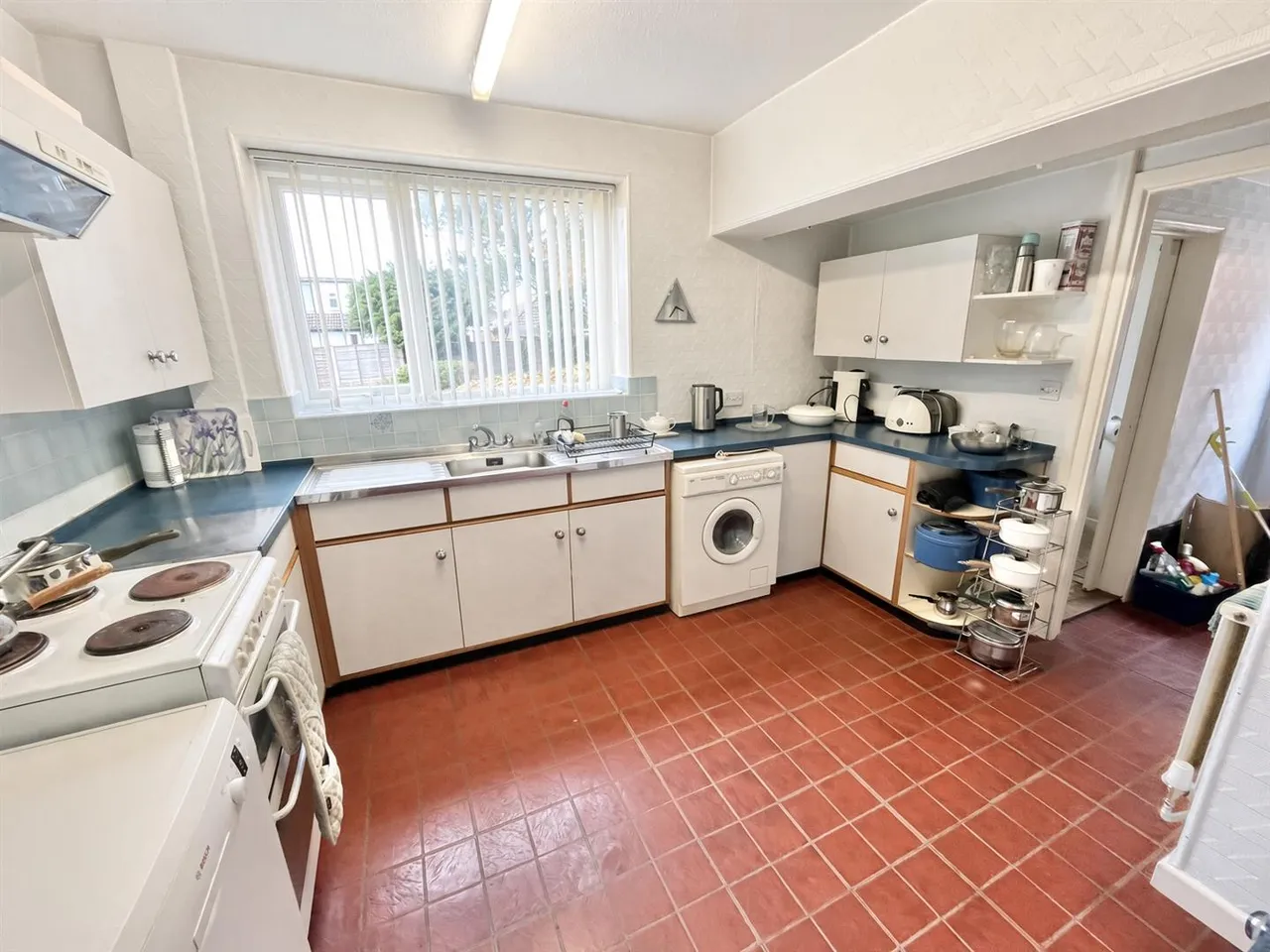 Wilmslow Road, Handforth, SK9, photo 15