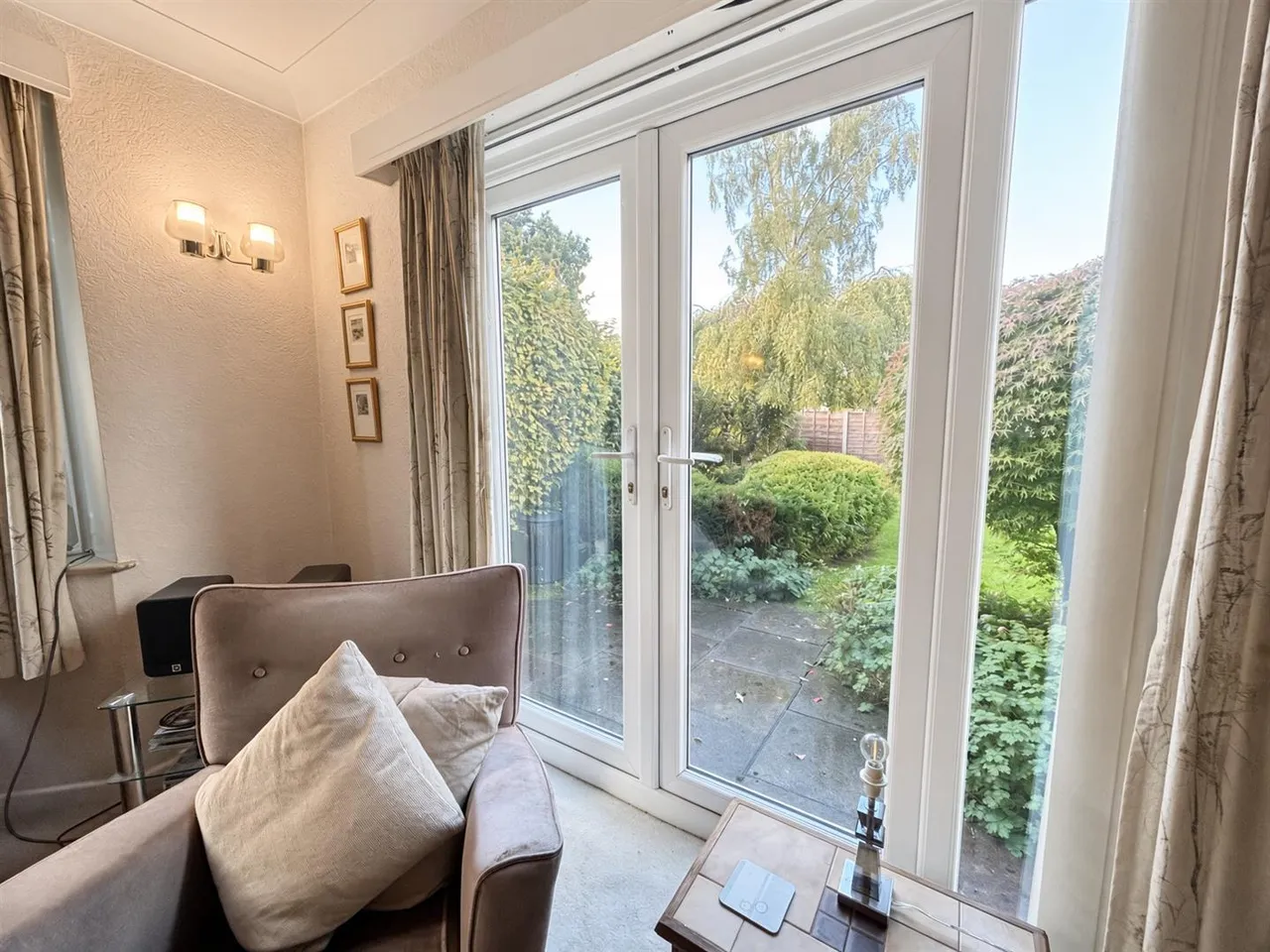 Wilmslow Road, Handforth, SK9, photo 14