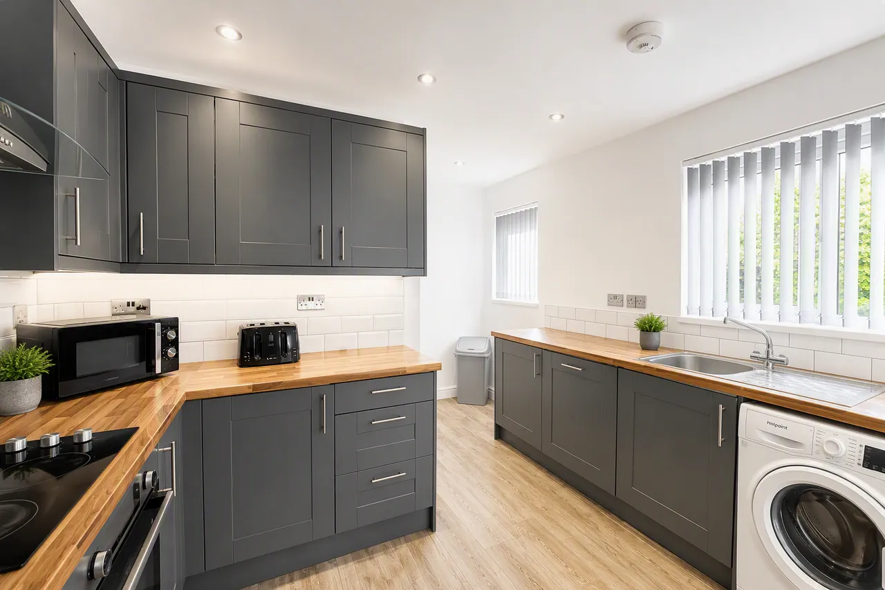Caerau Road, Newport, NP20, photo 2