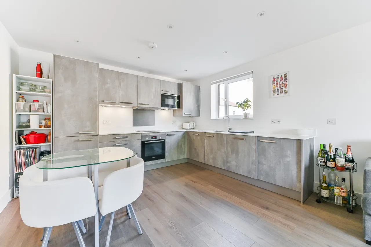 1 bed flat for sale — Flat 7, Great Northwood House, LONDON