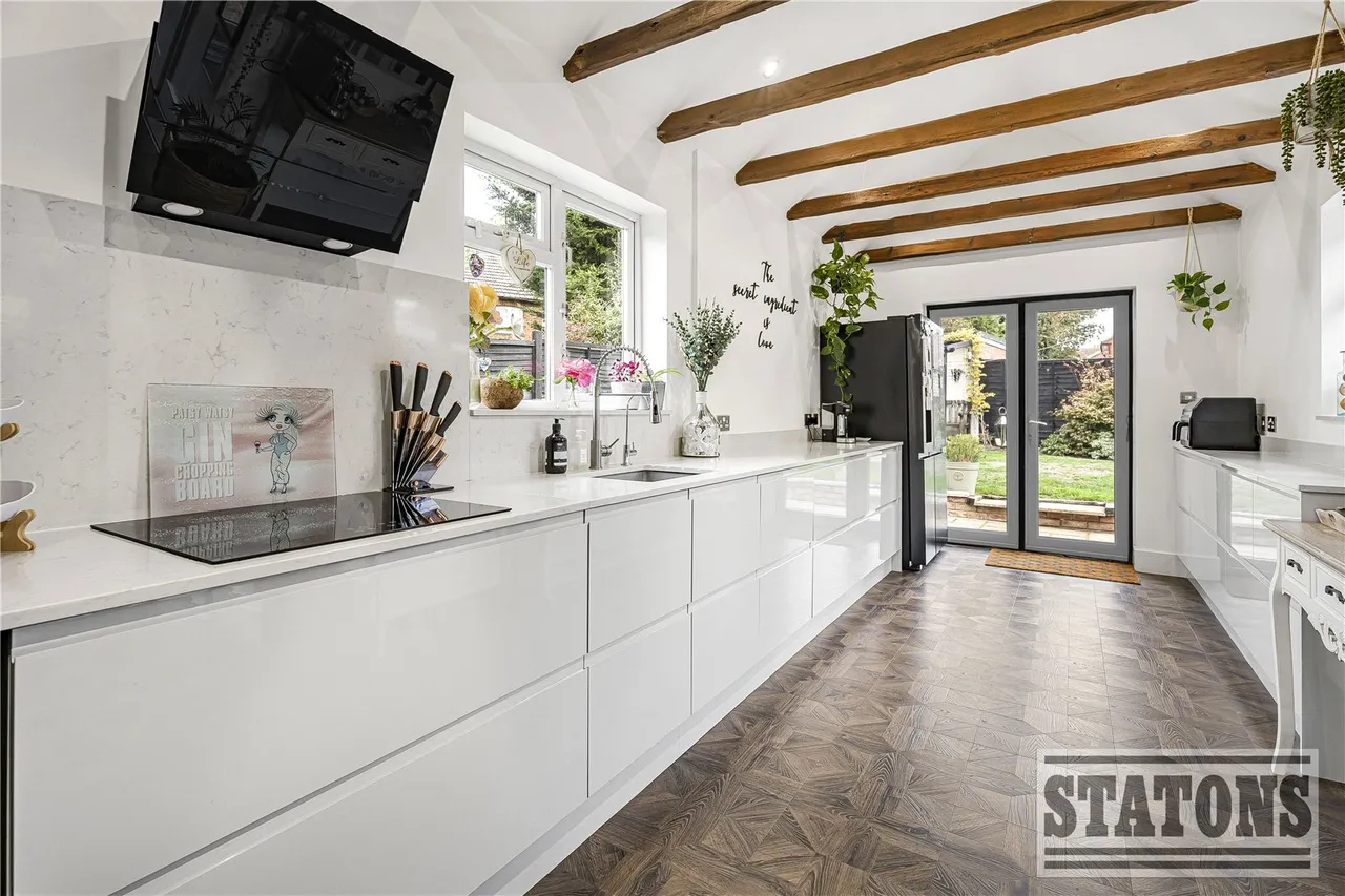 Dellsome Lane, Welham Green, Herts, AL9 7NF, photo 8