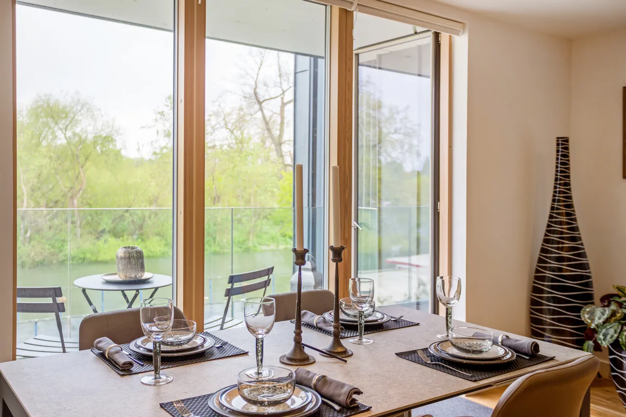 Kew Bridge Road, Brentford, TW8, photo 4