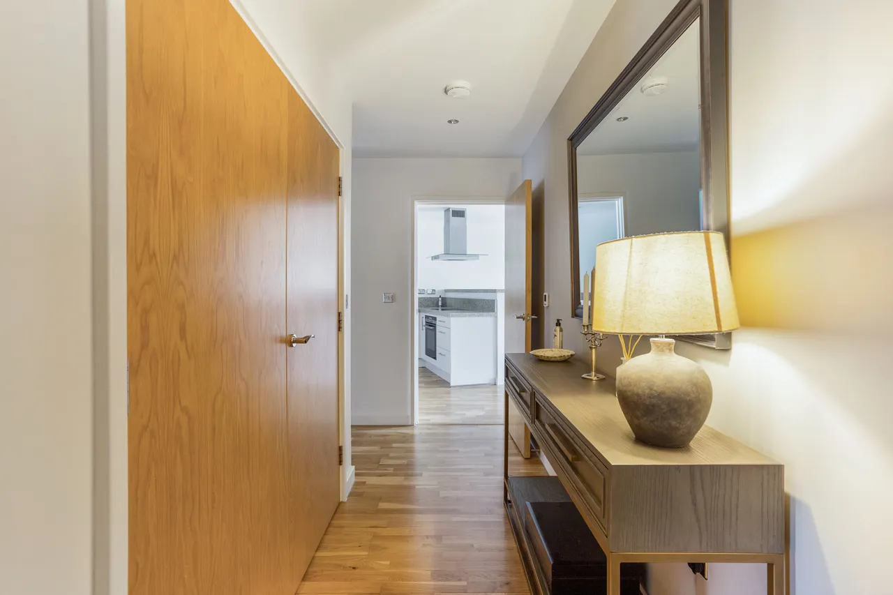 Kew Bridge Road, Brentford, TW8, photo 8