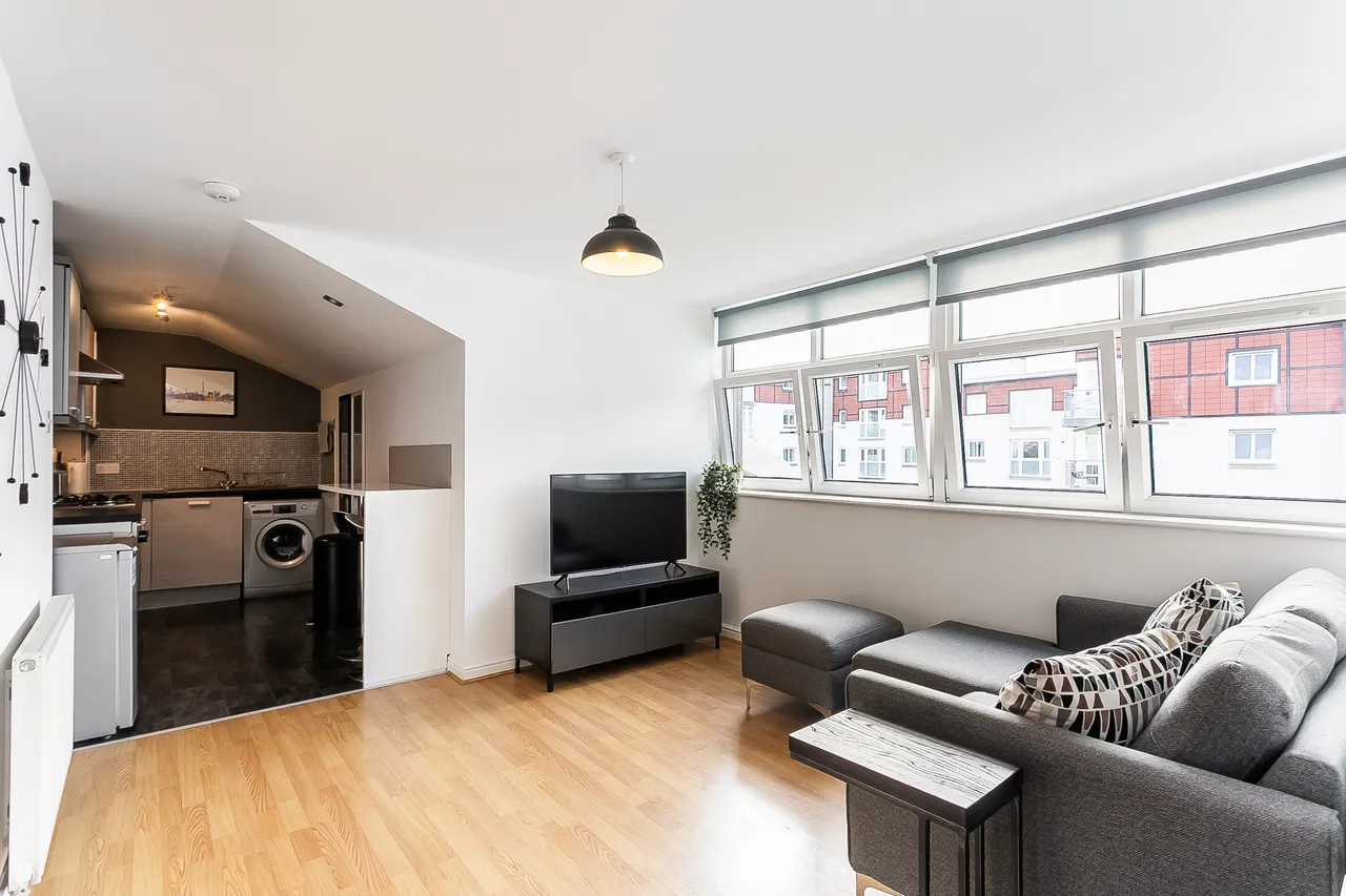 Allanfield Place, Edinburgh, EH7, photo 2