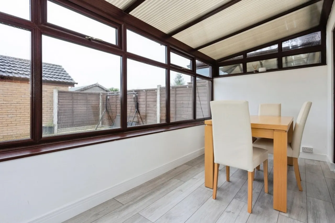 Dayton Close, Coalville, photo 10