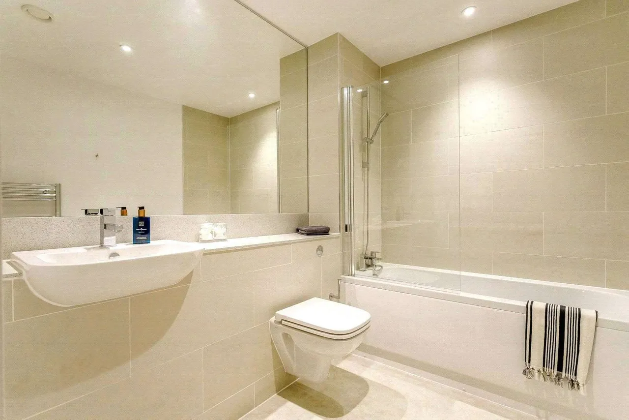 Exchange Square, The Priory Queensway, B4, photo 7