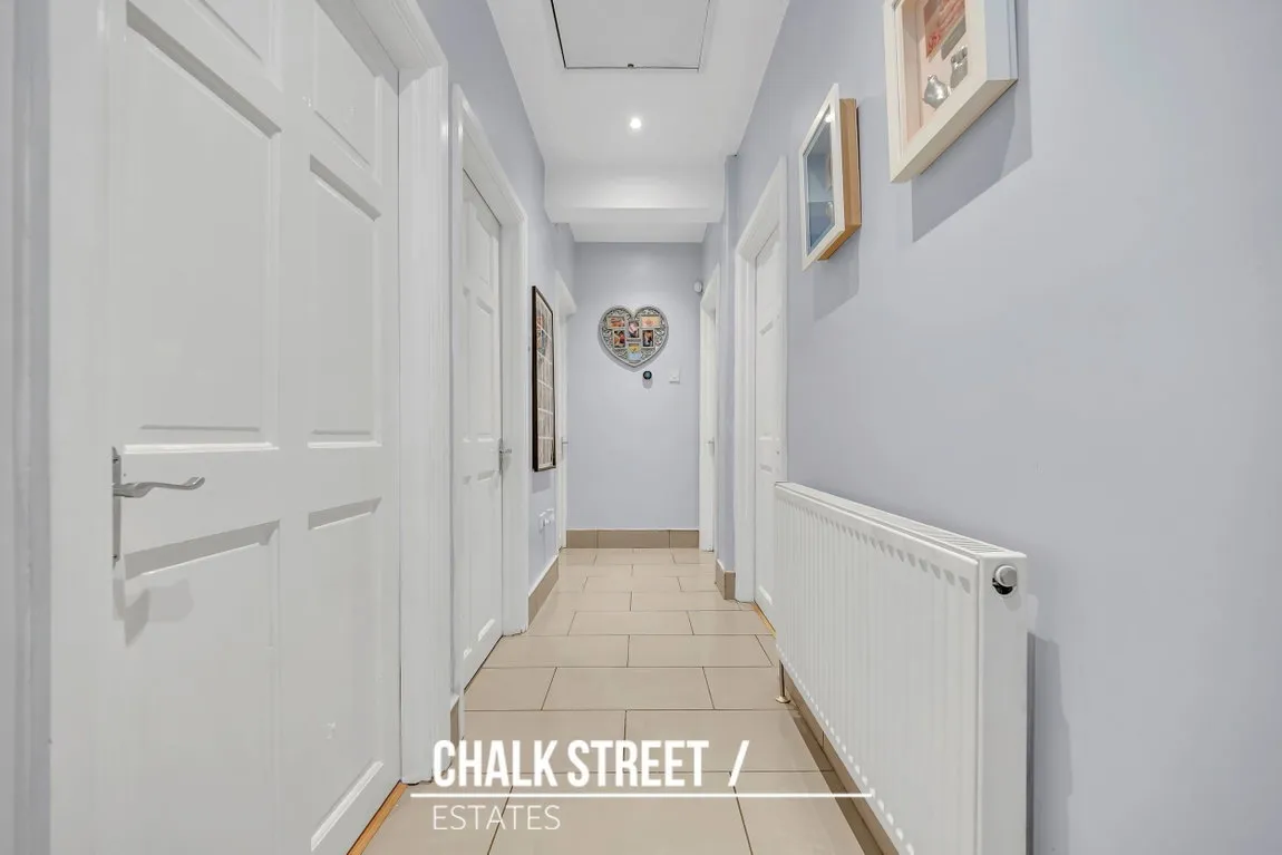 Front Lane, Upminster, RM14 1XW, photo 12