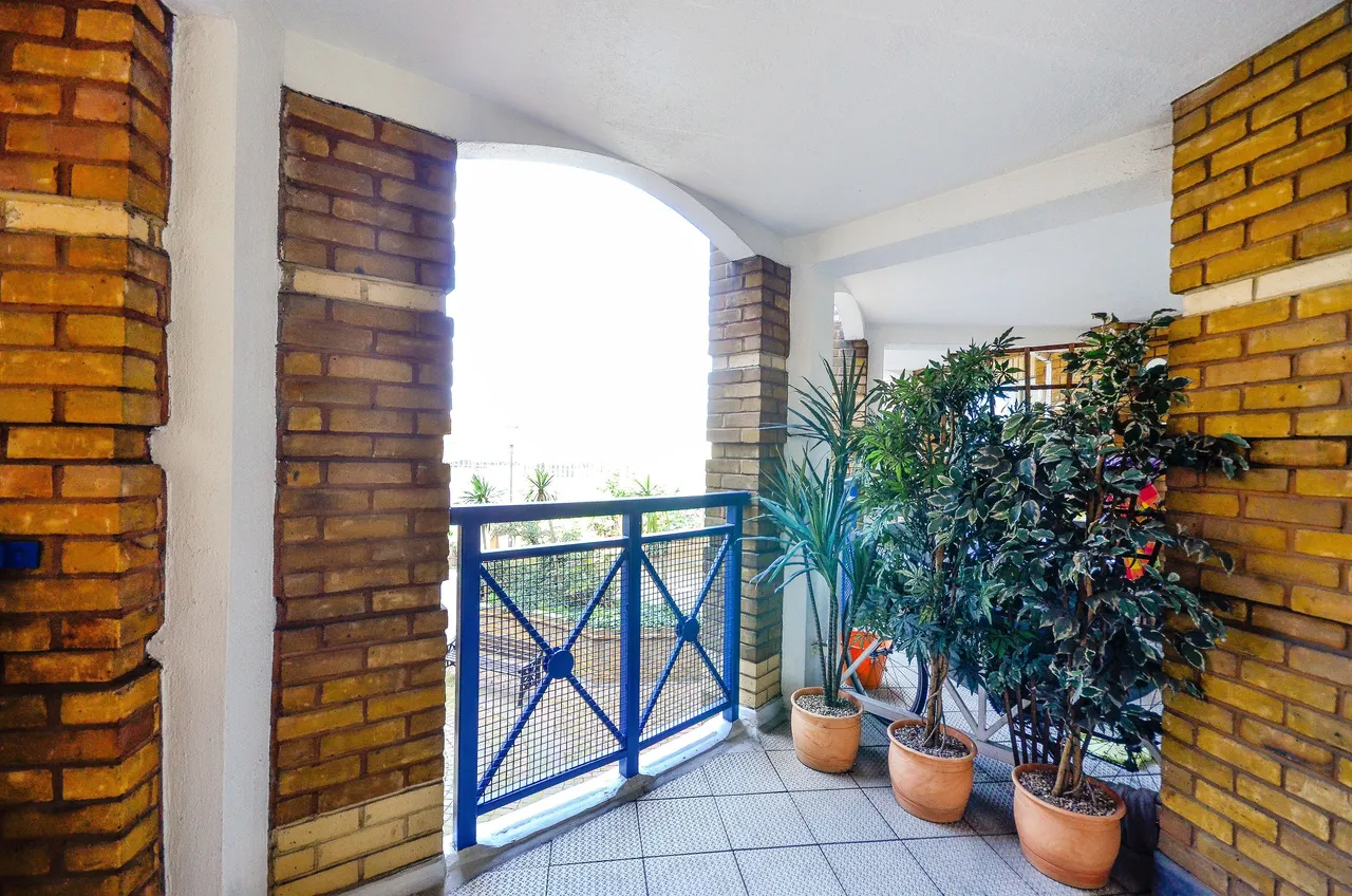 6 Hampton Court, King and Queen Wharf, Rotherhithe Street, London, photo 10