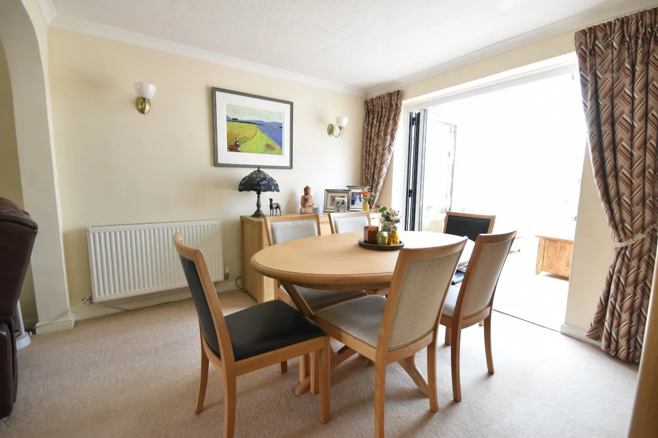 Hayes Walk, Smallfield, RH6, photo 15