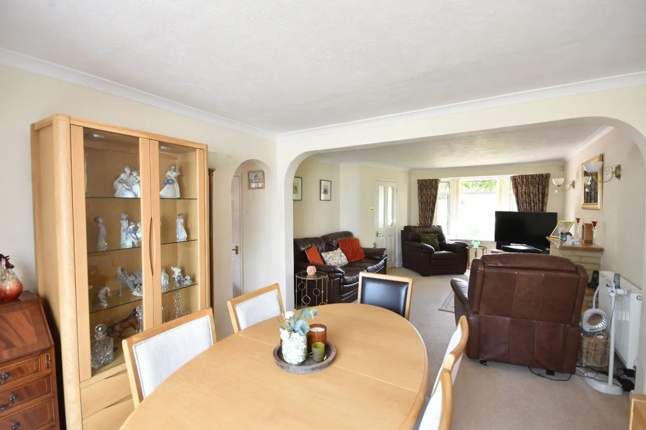 Hayes Walk, Smallfield, RH6, photo 7