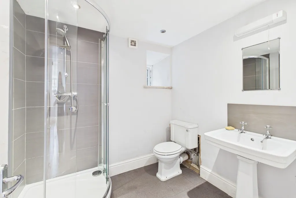 Aynam Road, Kendal, LA9, photo 12