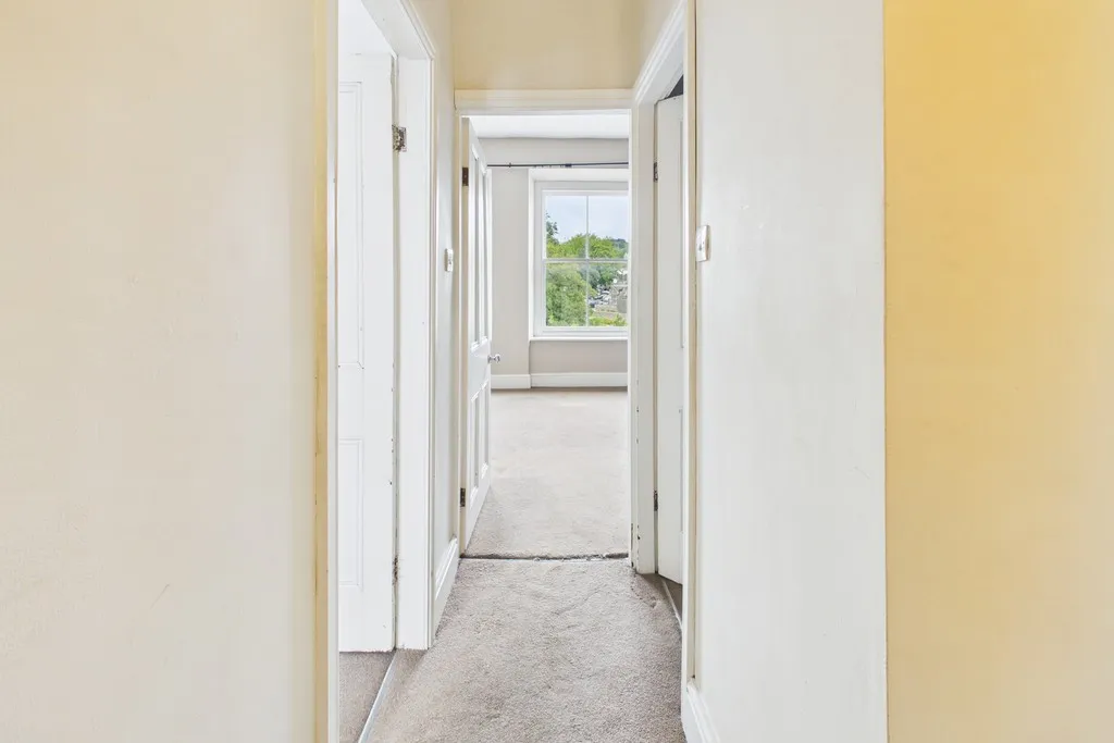 Aynam Road, Kendal, LA9, photo 25
