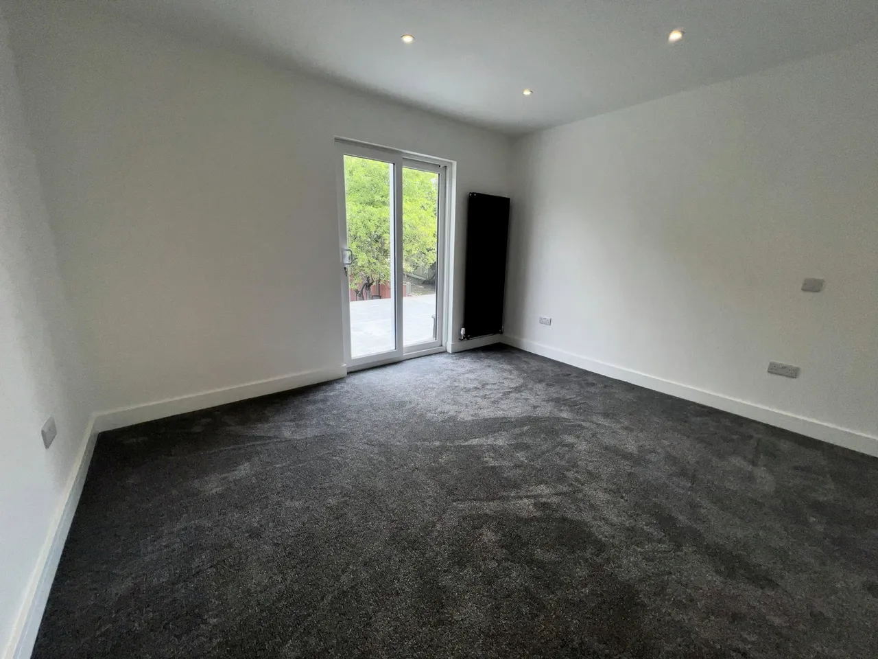 Donnington Road, Worcester Park, KT4, photo 14