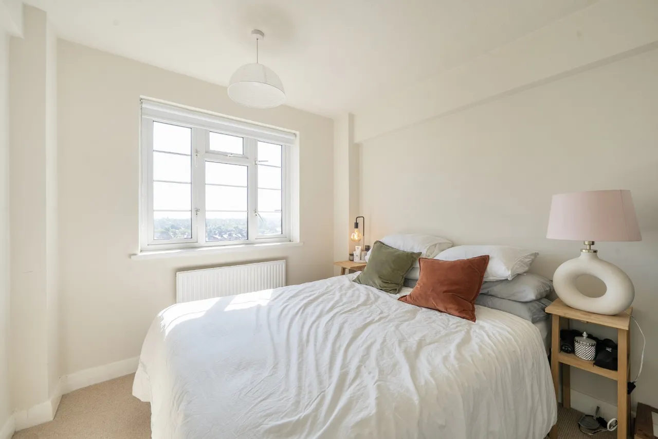 Ashford Road, Cricklewood, NW2, photo 9