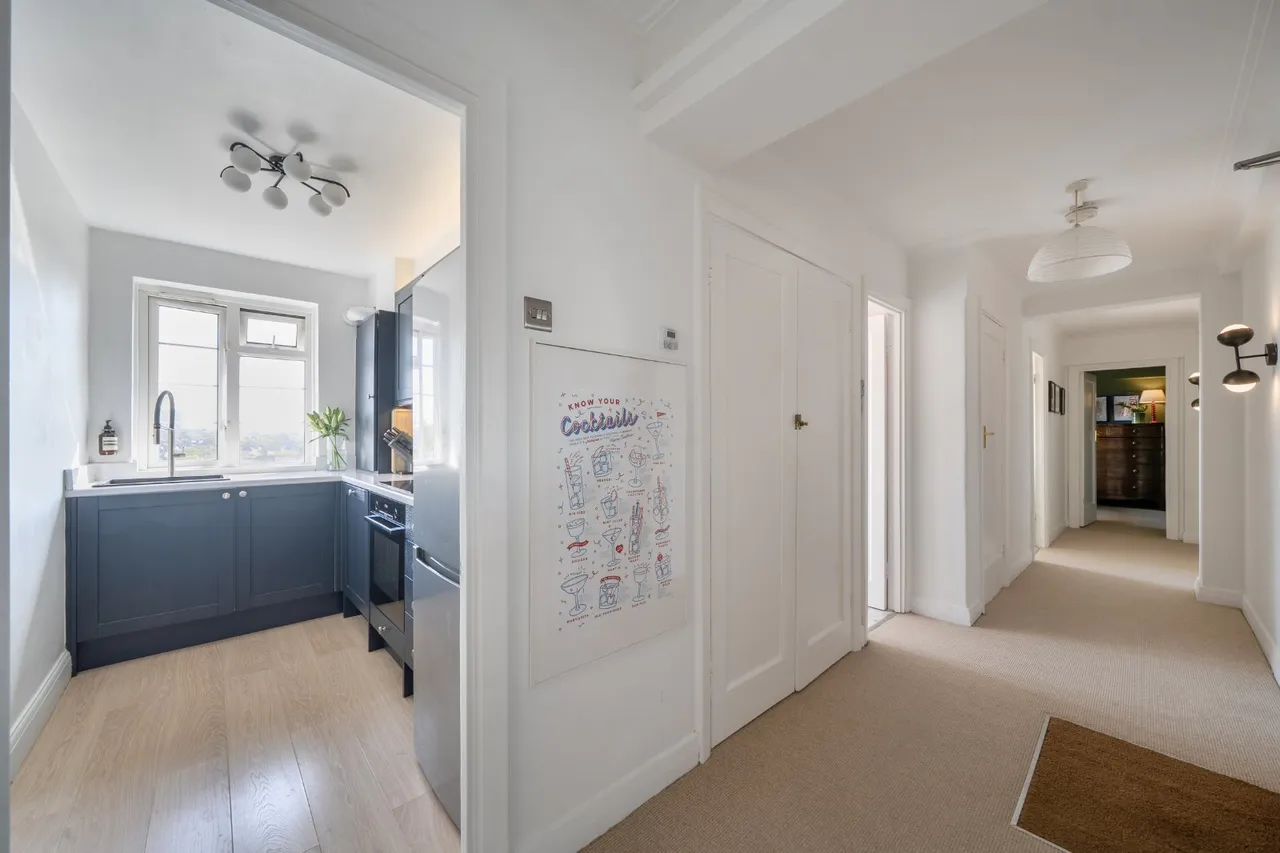 Ashford Road, Cricklewood, NW2, photo 6