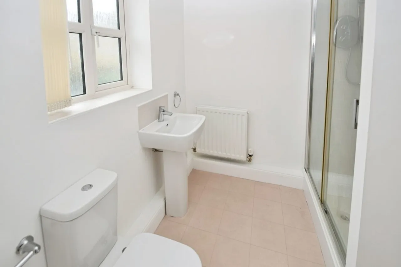 Laisterdyke, Bradford, West Yorkshire, photo 9
