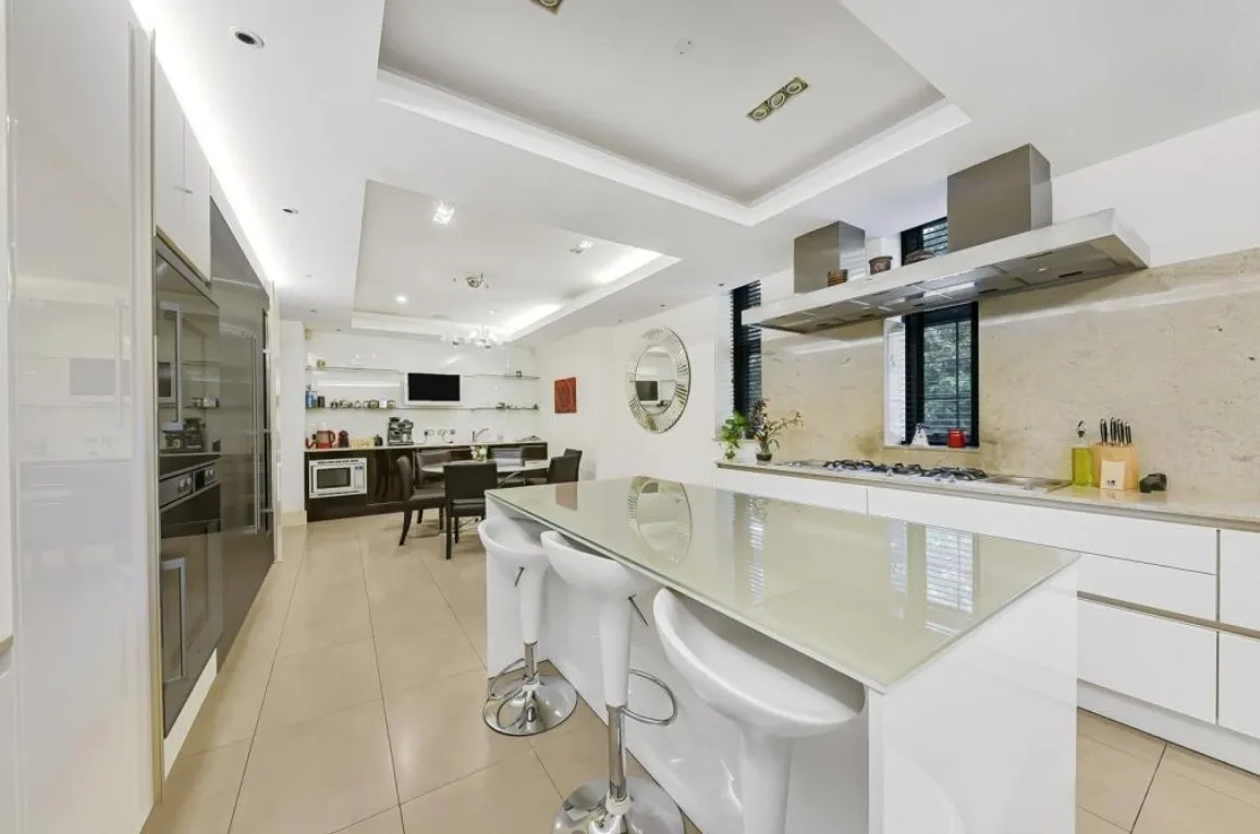 Wellgarth Road London NW11, photo 3