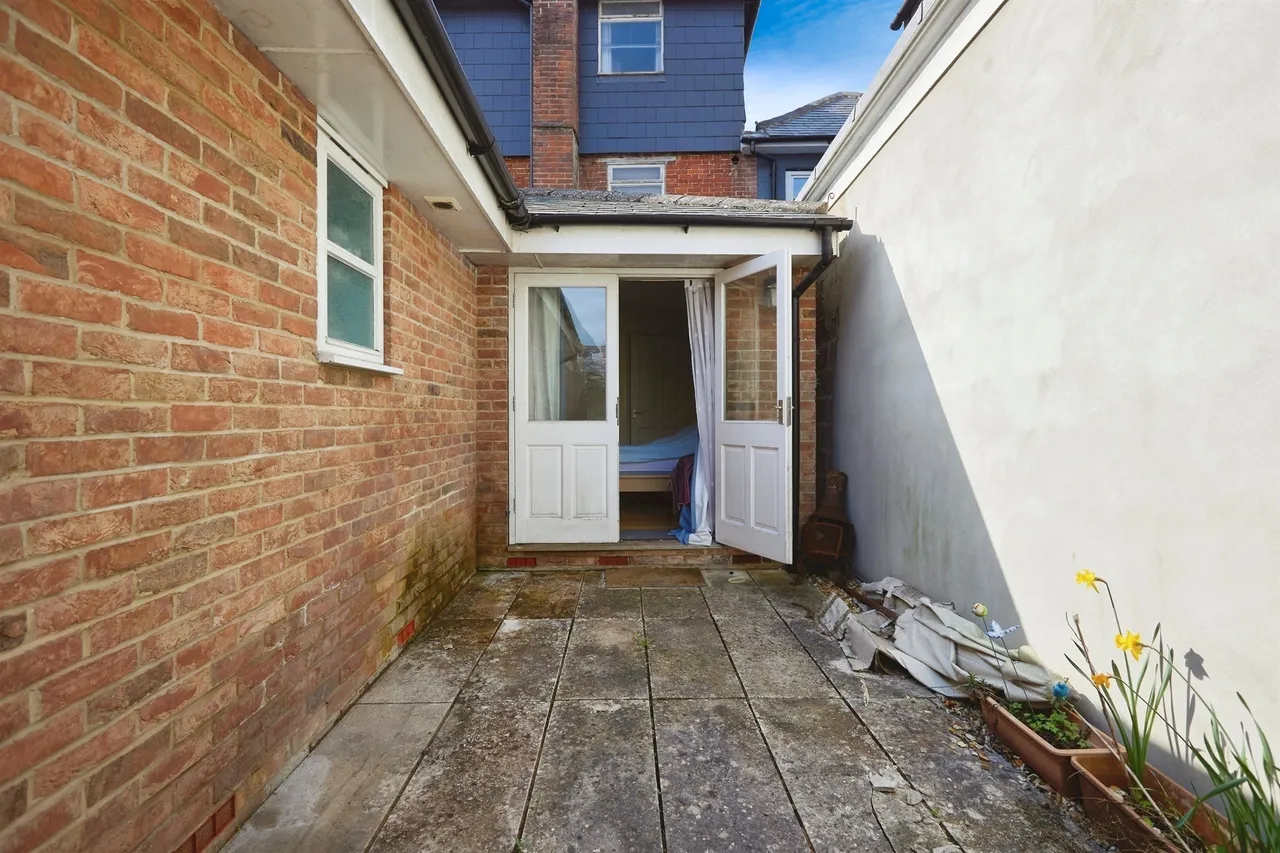 Endless Street, Salisbury, SP1, photo 8