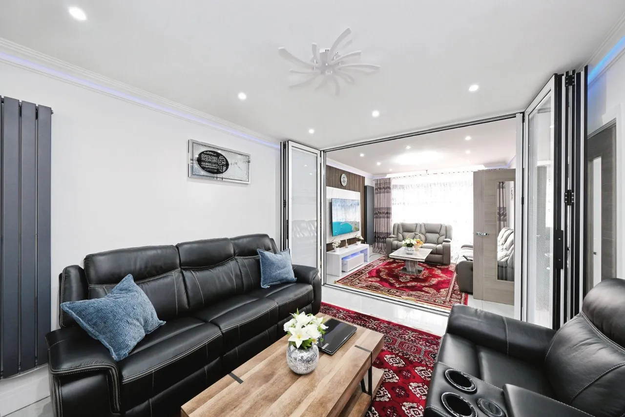 Runswick Drive, Nottingham, NG8, photo 10