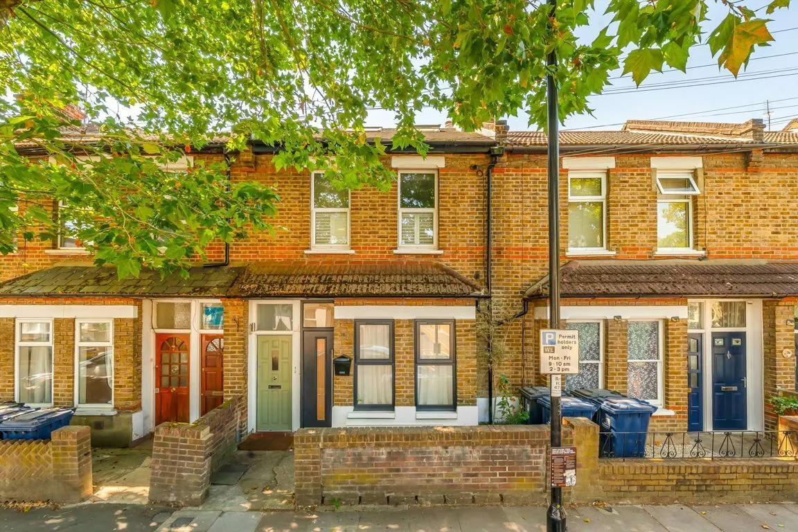 3 bed property for sale, Grosvenor Road, W7