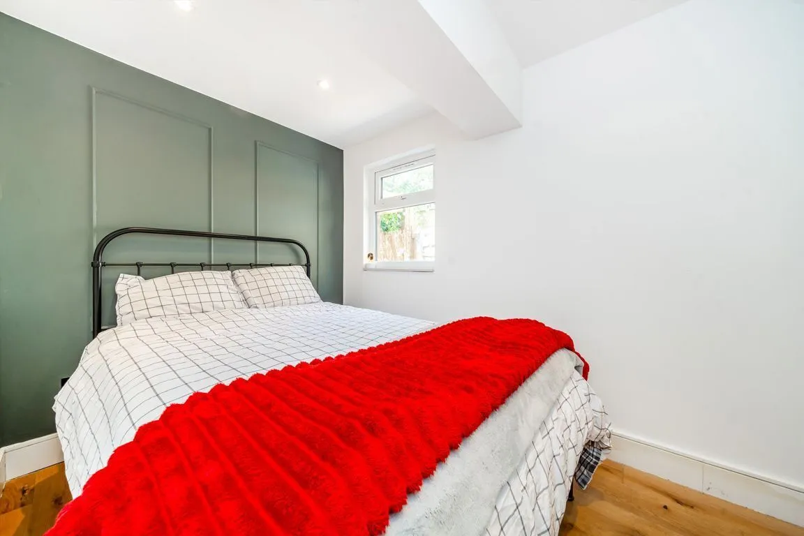 Grosvenor Road, W7, photo 5