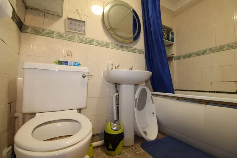 Downs Road, Luton LU1 1QR, photo 6