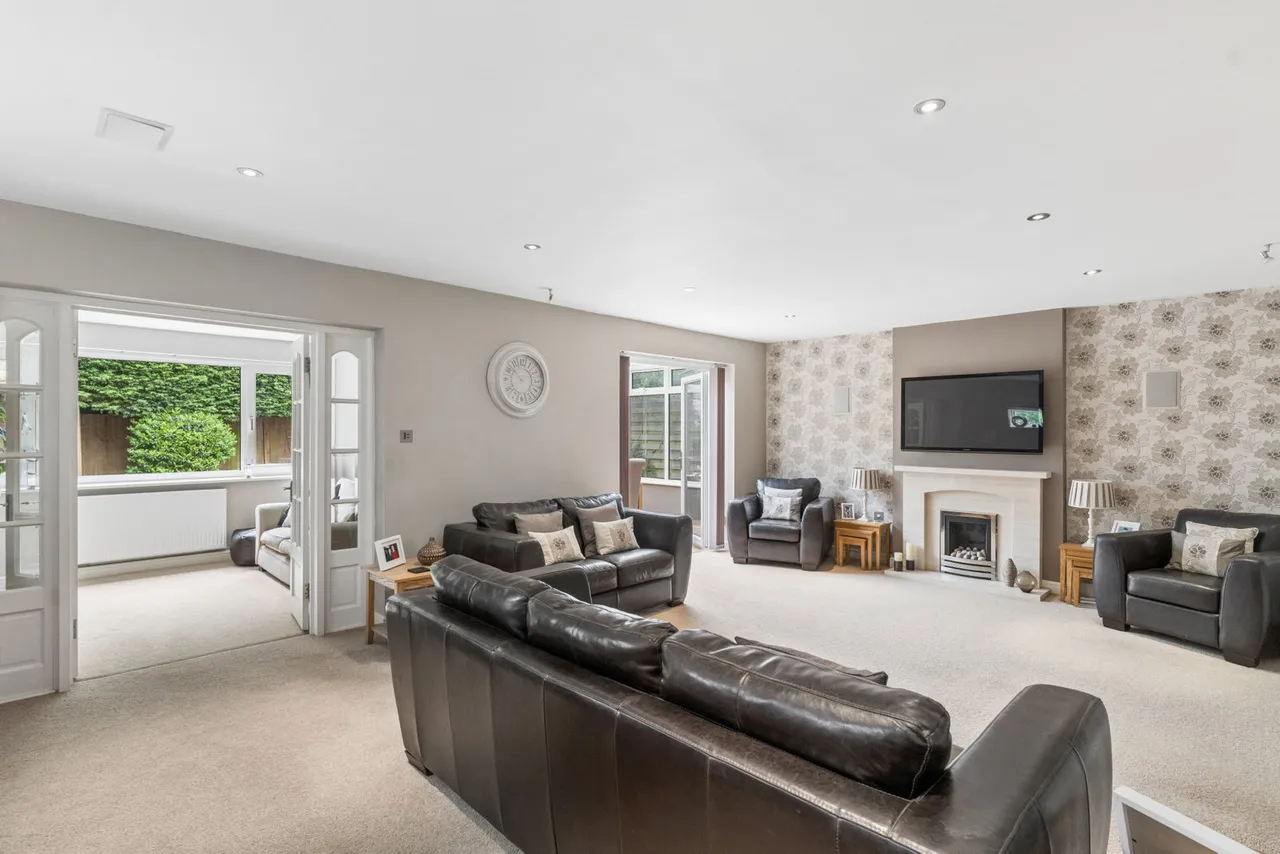 Seamons Close, Dunstable, LU6, photo 2