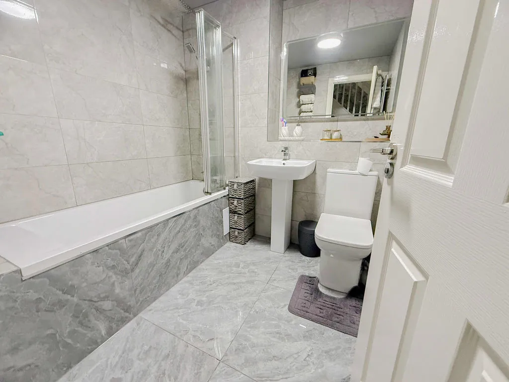 Canterbury Close, Erdington, B23, photo 9