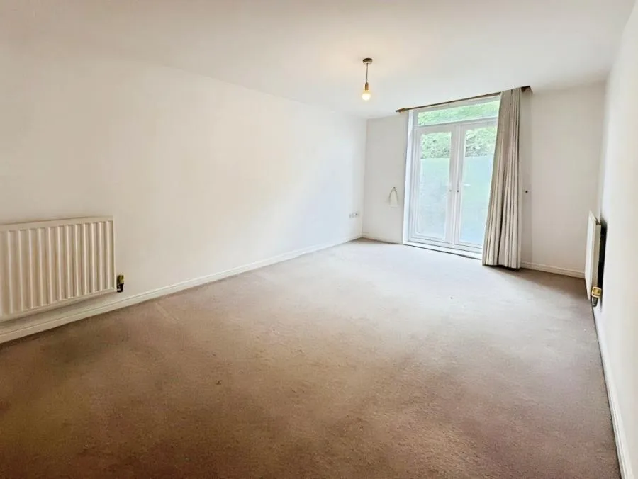 Coxhill Way, Aylesbury, HP21, photo 2