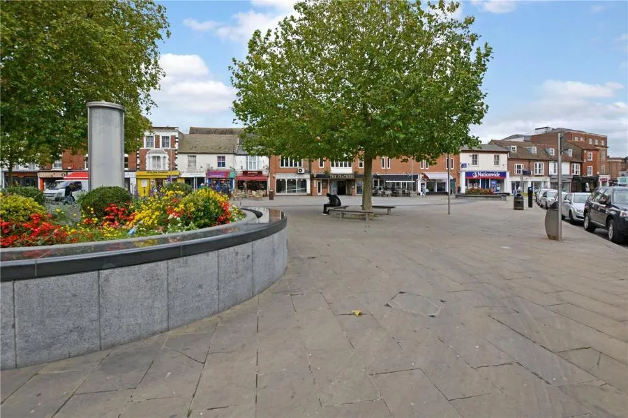 Coxhill Way, Aylesbury, HP21, photo 16