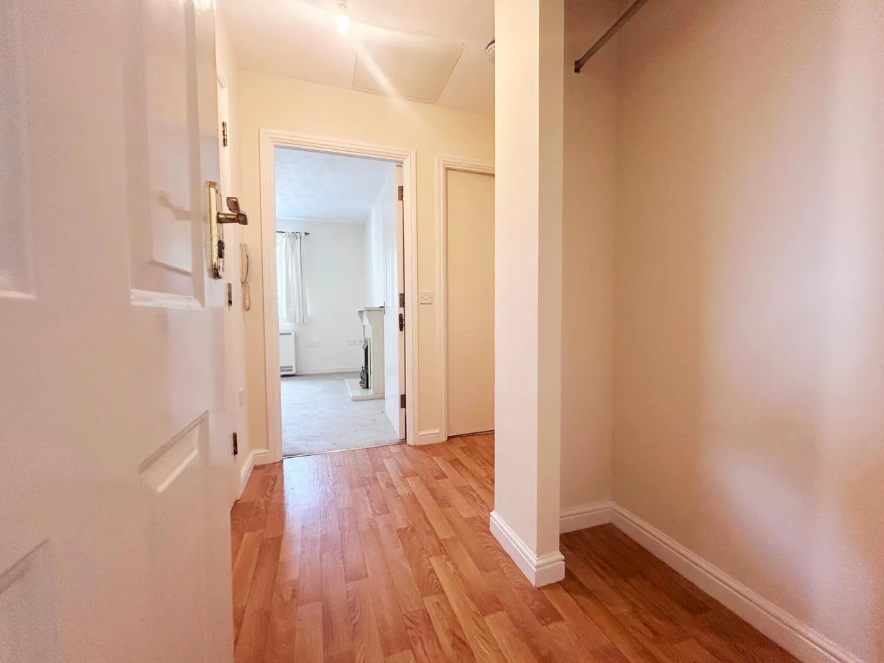 Lloyd Close, Cheltenham, GL51, photo 7