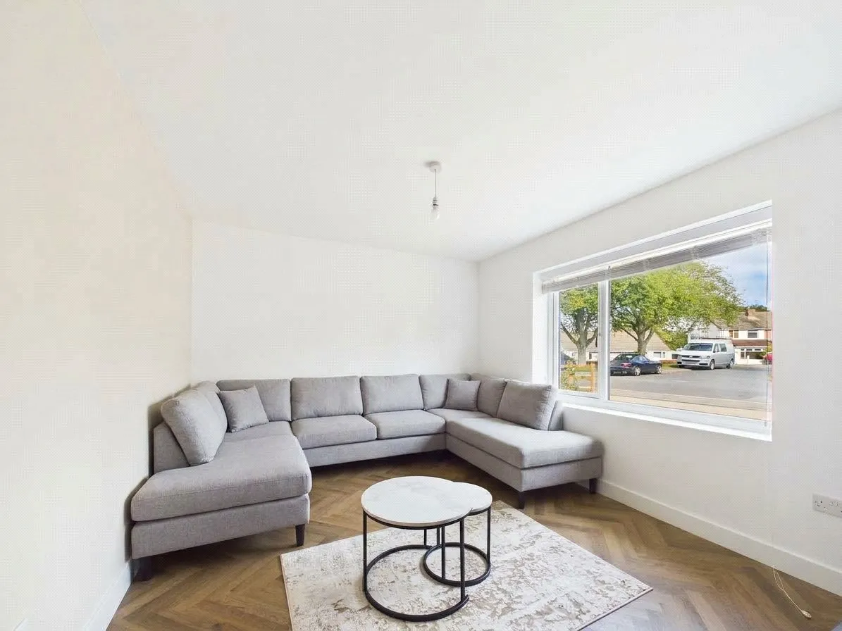 Glenwood Drive, Oldland Common, BS30, photo 4