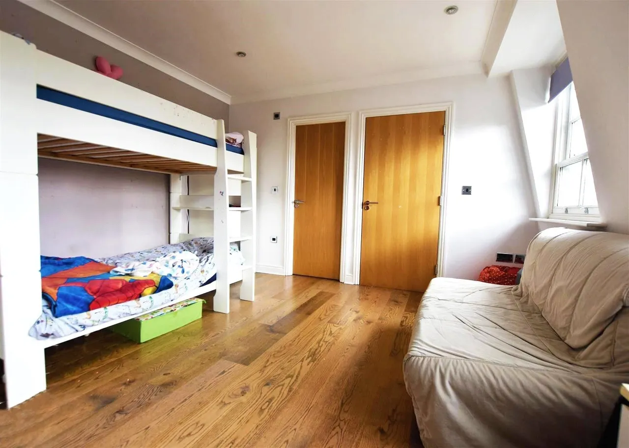 Abbey Mews, Isleworth, TW7, photo 9