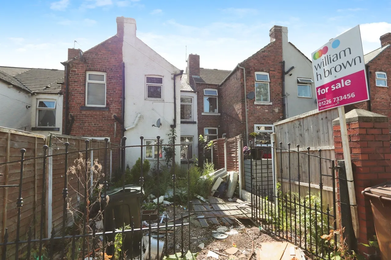 3 bed house for sale — Dove Hill, Royston, Barnsley