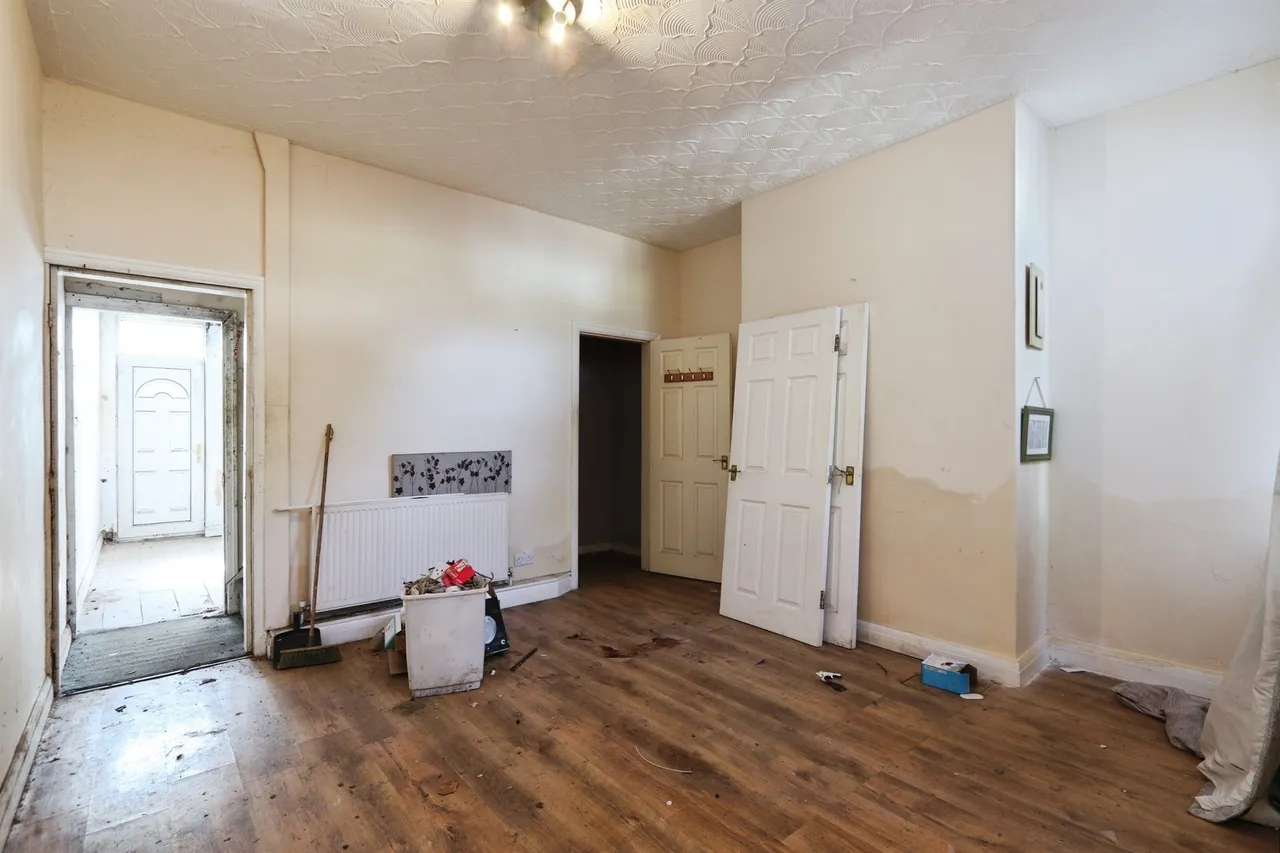 Dove Hill, Royston, Barnsley, photo 10