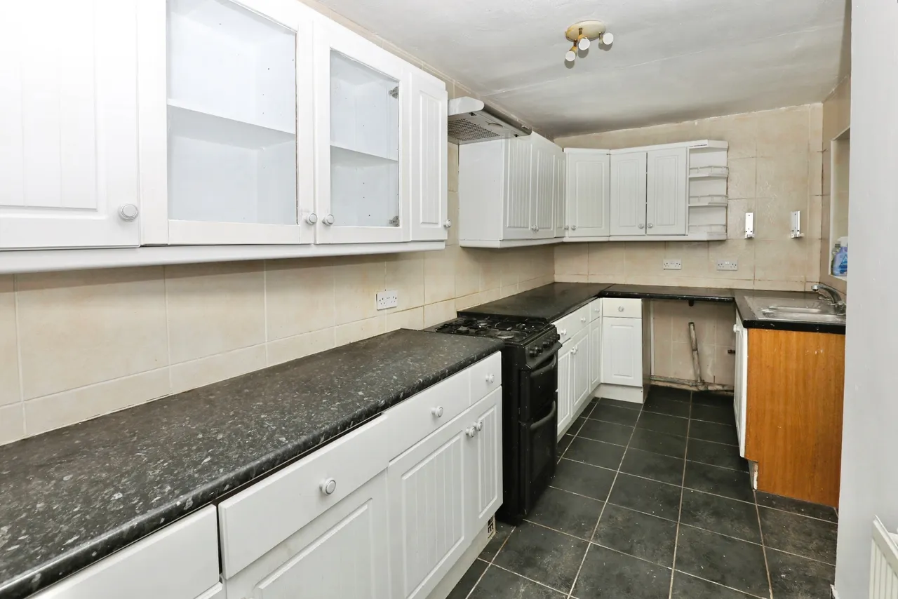 St. Davids Road, Liverpool, L4, photo 5