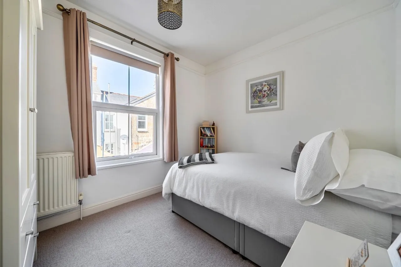 Park Road, Newlyn, TR18, photo 15